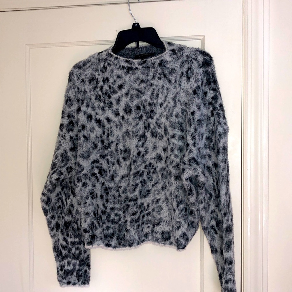 Ann Taylor Snow Leopard Print Sweater -L